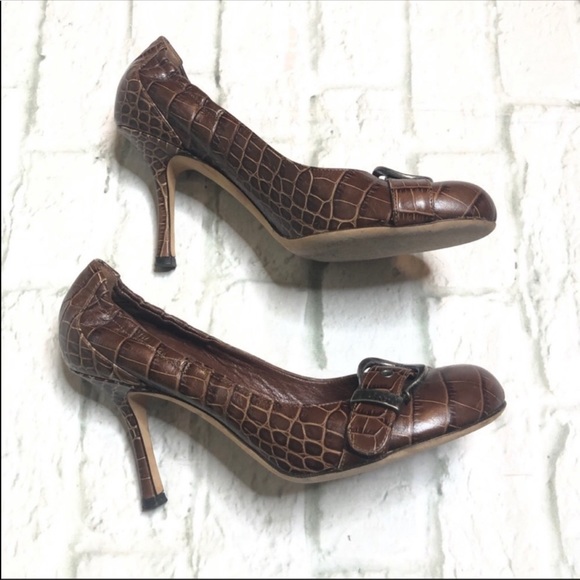 Authentic Dior Buckle round toe pumps - Picture 2 of 8